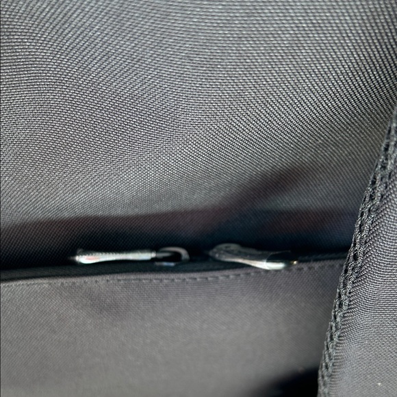 Lo & Sons Hanover 2 Backpack - Picture 9 of 12